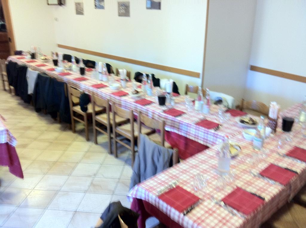 Bar Trattoria Colombina Affittacamere Bossico Bagian luar foto